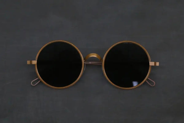 RIGARDS*UMA WANG joint work RG00UW5 series round frame handmade glasses red frame dark gray pieces
